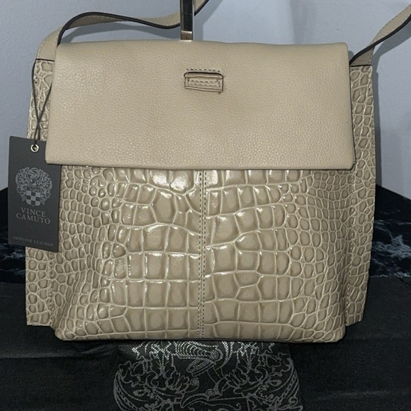 VINCE CAMUTO Handbag Livy Leather Crossbody Light Khaki Purse AUTHENTIC NWT - Picture 4 of 10